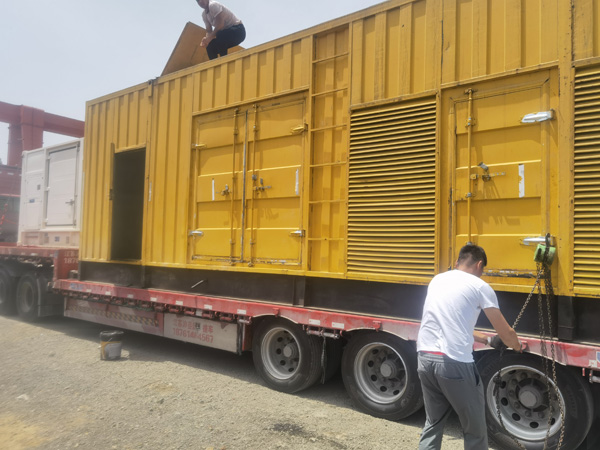 涧西除了负载情况和发动机维护，还有哪些因素会影响 200kw 柴油发电机的油耗？